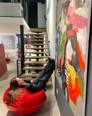 Carine Rizcallah Instagram - I ❤️ Art ! 
#art #artgallery #paintings #painting #passion #sculpture #beirut #uae #ksa