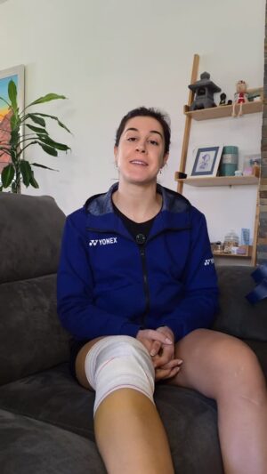 Carolina Marín Instagram - Priorizamos estar bien y cuidarnos, pero no descartamos nada ❤️‍🩹 Gracias como siempre por el cariño y el apoyo 🫶

#PuedoPorquePiensoQuePuedo
