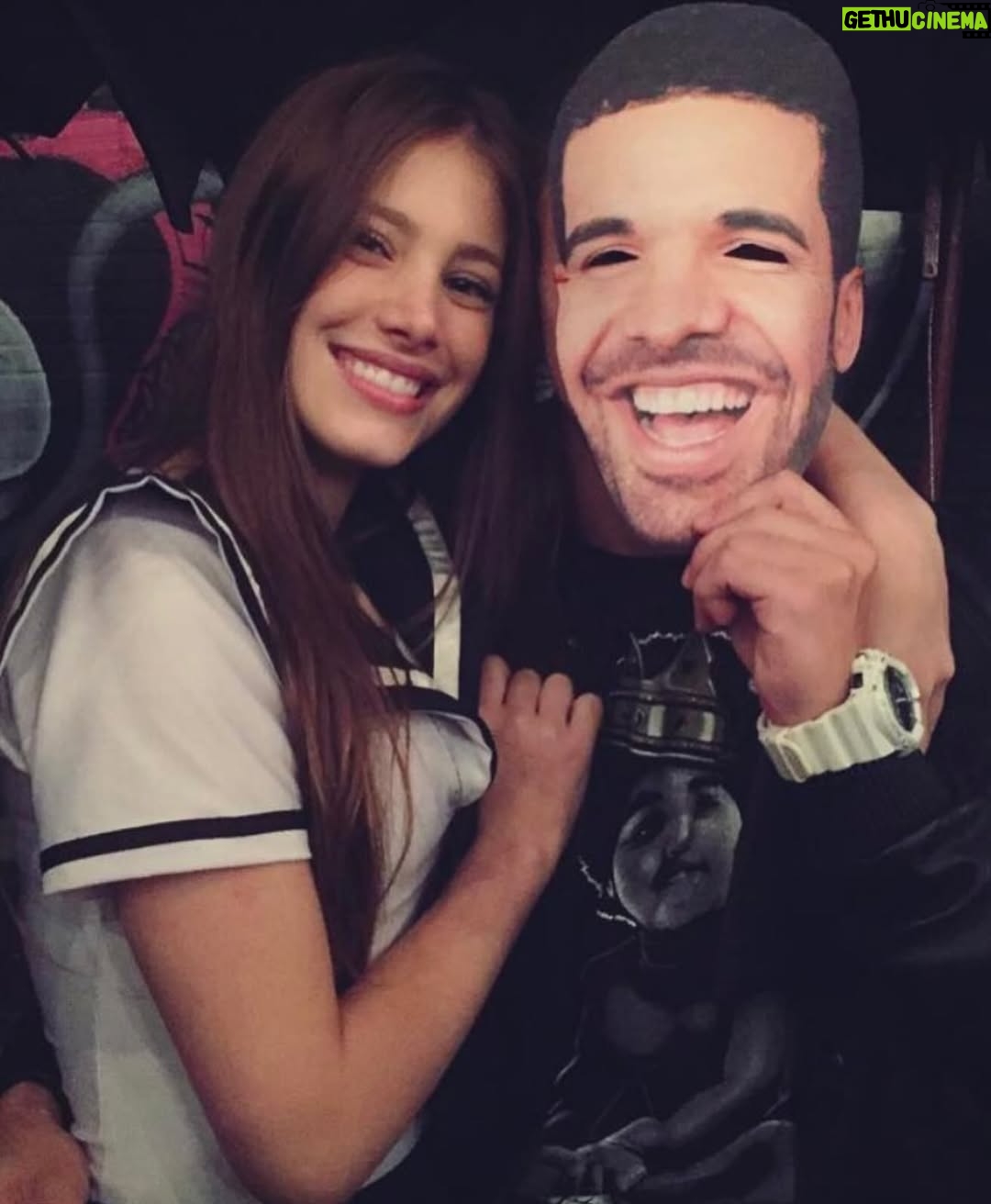 Caroline Dallarosa - 12.7K Likes - Acabei de ver que é pra postar foto de 2016, então entrei na trend e temos uma Carol de 10 anos atrás, mudei muito? Haha
