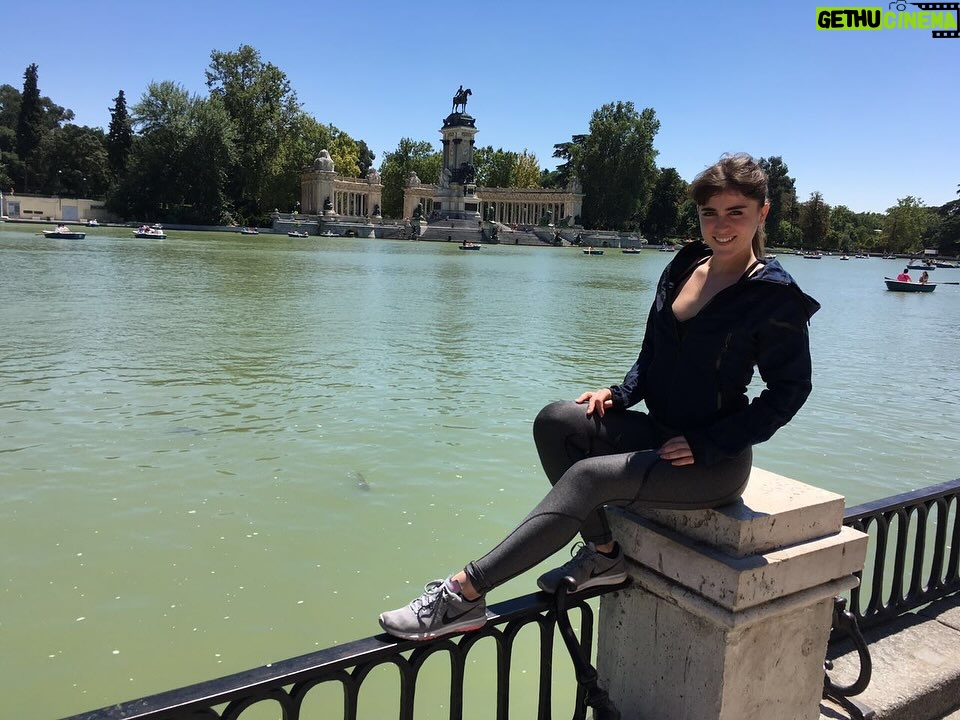 Cassandra Sánchez Navarro - 29.2K Likes - Archive: 2016