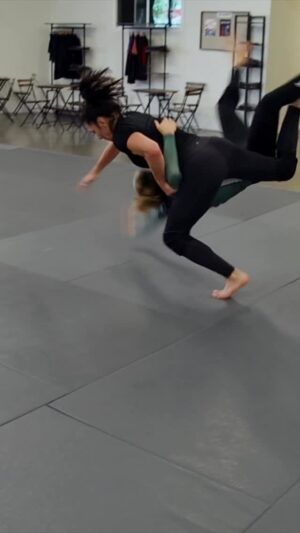 Cat Zingano Instagram - Hip throws are my love language 💞

#judo #wrestling #mma #girlfight