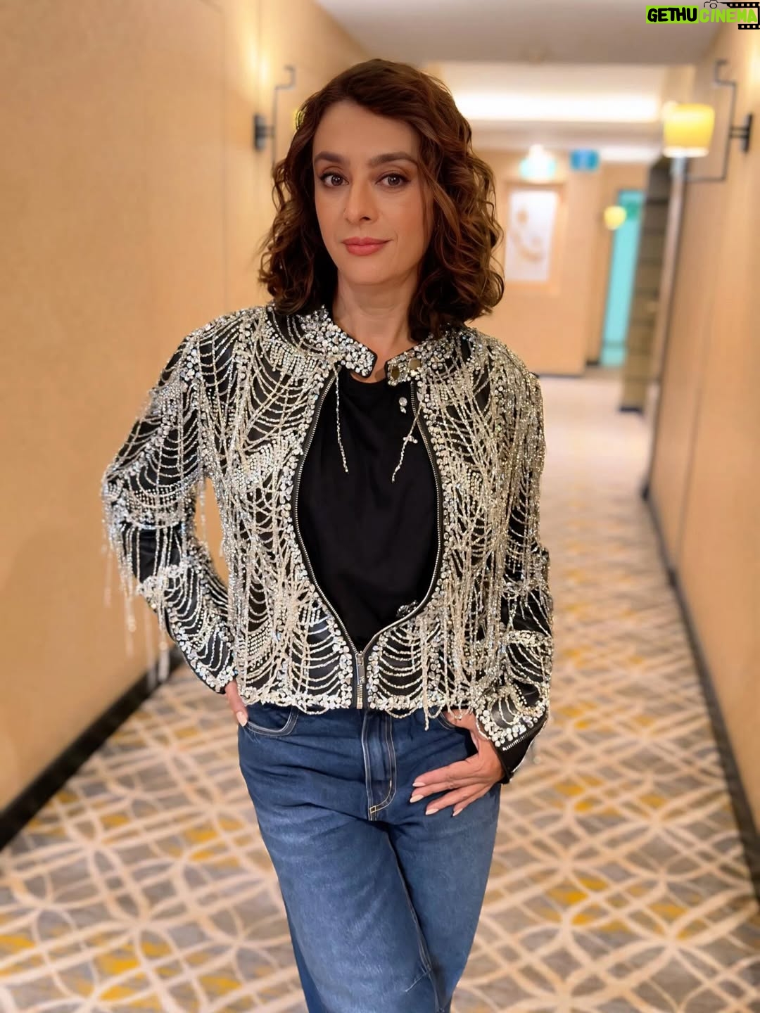 Catia Fonseca - 8.6K Likes - O que vocês acharam do meu look para a entrevista? Eu amei!!! ✨

Agradecimentos: 
@dricacruz
@fernandabaiaooficial
@animalebrasil
@schutzoficial