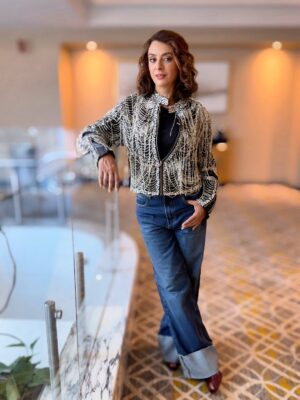 Catia Fonseca Instagram - O que vocĆŖs acharam do meu look para a entrevista? Eu amei!!! āØ
Agradecimentos:
@dricacruz
@fernandabaiaooficial
@animalebrasil
@schutzoficial