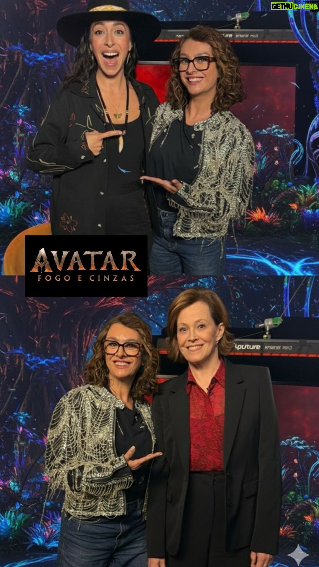 Catia Fonseca - 6.7K Likes - Uma experiência incrível que vivi no México! Tive a honra de entrevistar as atrizes @oonacc e @official__sigourneyweaver, elas me contaram um pouco sobre o filme “Avatar: Fogo e Cinzas”, um bate-papo leve mas com questões muito importantes. 

Obrigada, @disneystudiosbr e @20thcenturystudios 💙