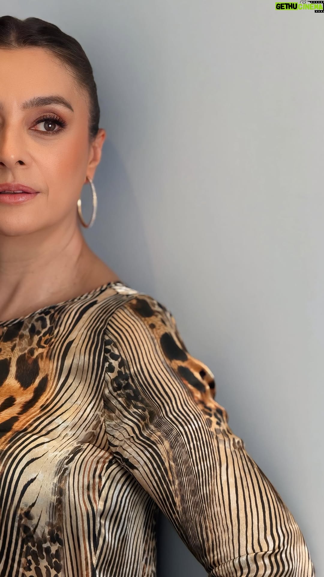 Catia Fonseca - 5.3K Likes - Look para o evento de hoje. ❤️