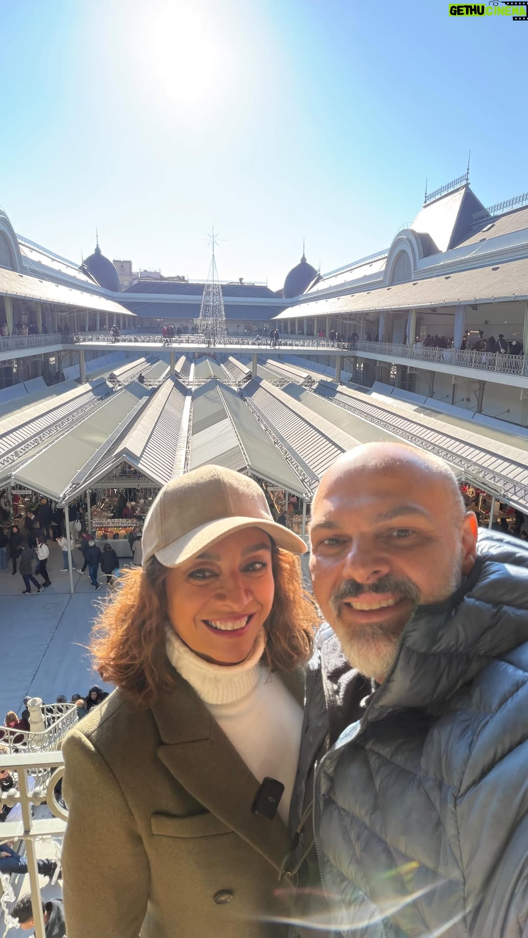 Catia Fonseca - 4.4K Likes - Conhecemos um mercado MARAVILHOSO. Além de ser super tradicional o Marcado do Bolhão é uma mistura de tradição e modernidade, comércio e diversão. Não tem como não amar #catiafonseca #Porto #portugal