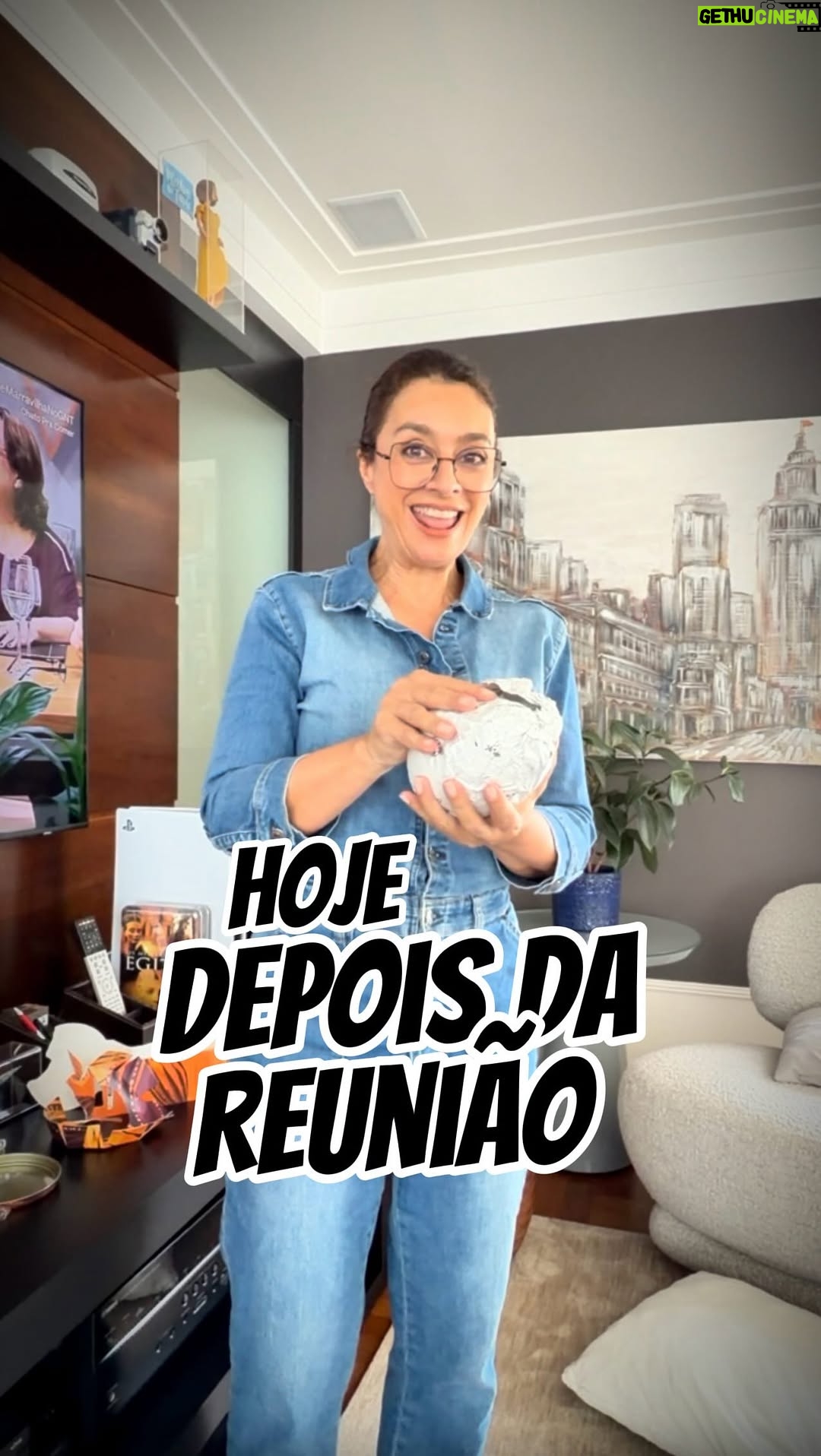 Catia Fonseca - 6.7K Likes - Hoje depois da nossa reunião. 
Vocês como nós aqui,  também ama chocolate ?