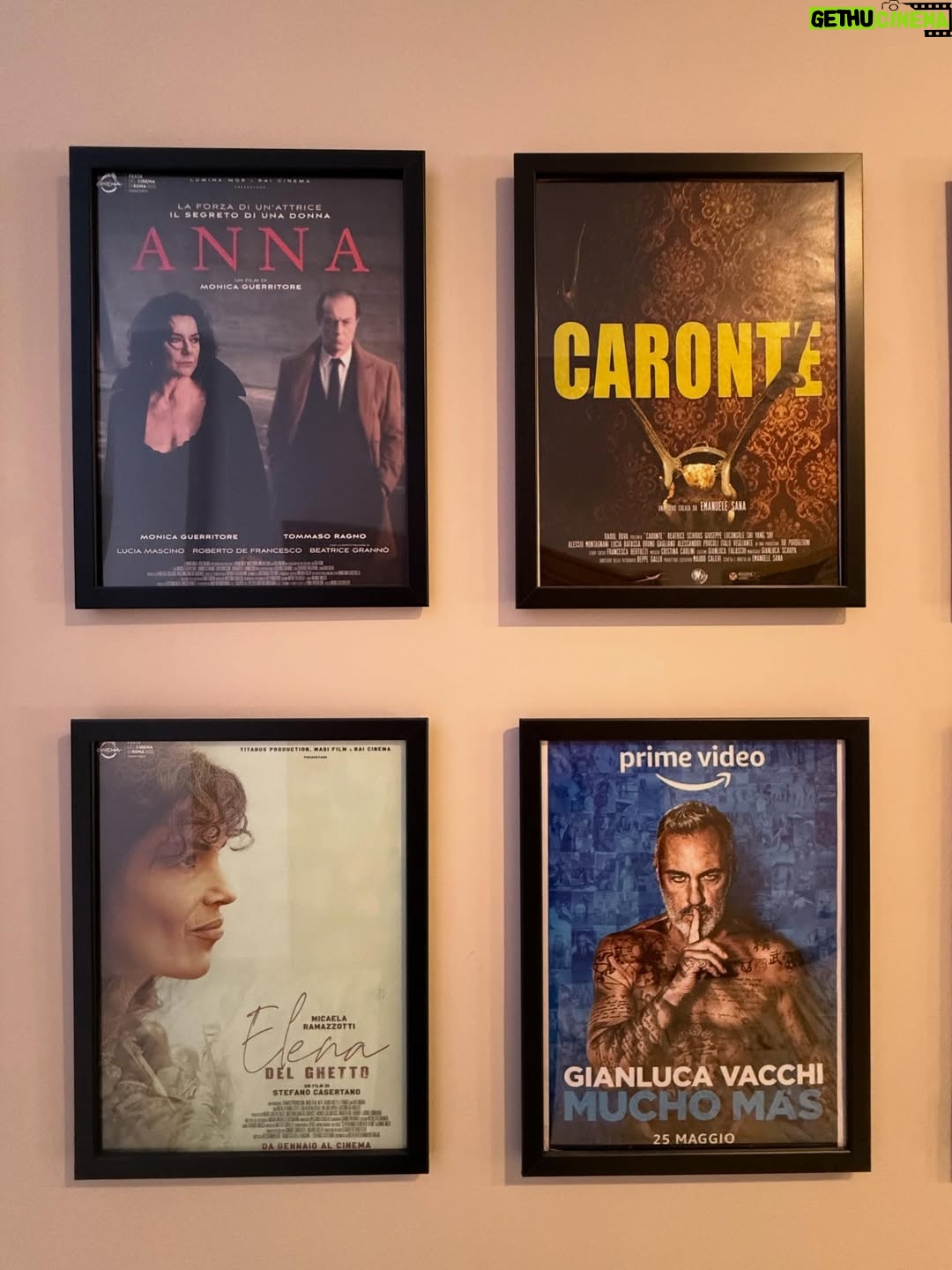 Catrinel Marlon - 24.5K Likes - Retour au bureau… et ça fait vraiment plaisir ❤️. 
#masifilm
#catrinelmarlon