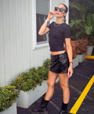 Cecilia Bonelli Instagram - Pude rota, pude sola, pude cansada, pude con todo en contra, y nunca nadie supo lo difícil que fue.  Y ahora voy a poder, voy a seguir…. VOY A TRIUNFAR! Que nunca nadie te diga que NO PODES! 🌸🩷🫶😉