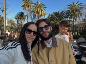 Cecilia Suárez Instagram - Málaga entre películas, palmeras, amigos, colegas, encuentros y risotadas…..💫
La vida es bonita.