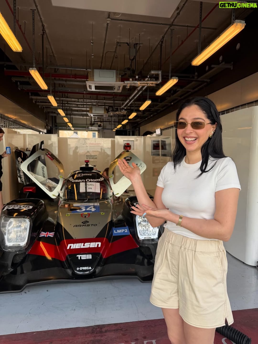 Cemre Baysel - 2.8 Million Likes - First race weekend 🏁

Thank you CB♥️