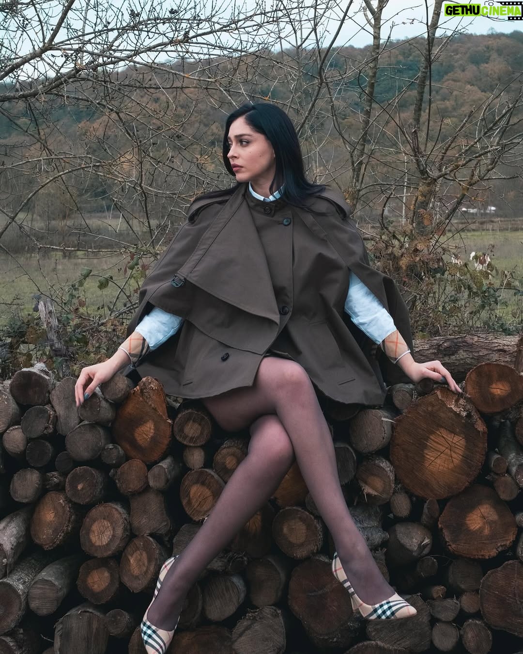 Cemre Baysel - 1 Million Likes - 🦇

#reklam