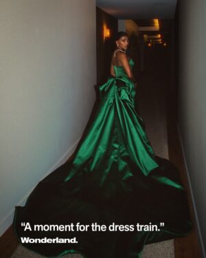 Charithra Chandran Instagram - Ever wondered what goes down before the Oscars? 

@charithra17 took us behind the scenes before she headed out to this years’s ceremony. 

Photography by  @corpuscamera
Hair by @claraleopard
Makeup by @kennethsohmakeup
Skin by @joannaczechofficial
Styling by @hollyevawhite, @eointhomashiggins
Special Thanks to @1hotel.weho