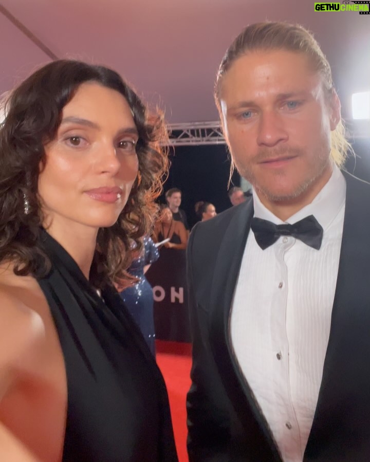 Charlee Fraser - 2.8K Likes - These things are nowhere near as fun without a gladiator best friend. 🏄🏼‍♂️

#AACTA @aacta