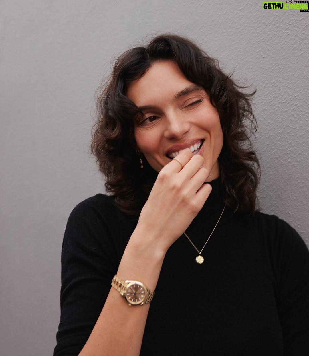 Charlee Fraser - 1.6K Likes - What a journey it’s been with my new timepiece. Thank you OMEGA! Thank you. Thank you. Thank you. 💫

@omega 

#OMEGA #SeaMaster #AquaTerra #30mm #paidpartnership