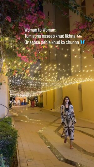 Charlie Chauhan Instagram - Choose yourself.
Every single time. 🦋❤️😇