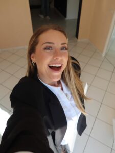 Actress Charlotte Bobb HD Photos and Wallpapers March 2026