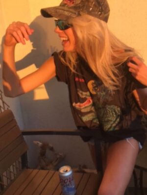 Charlotte McKinney Instagram - 2016 what a time