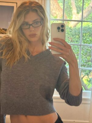 Charlotte McKinney Instagram - 🤷🏼‍♀️