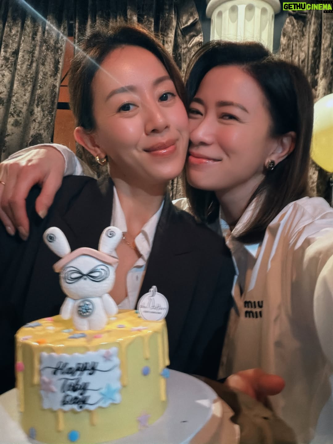 Charmaine Sheh Sze-Man - 25.6K Likes - Fun and relaxing trip! Happy birthday again! @tobyleungchingki  #各位團友下次再玩過 #多謝各位馬來西亞嘅美女的款待 #💋
