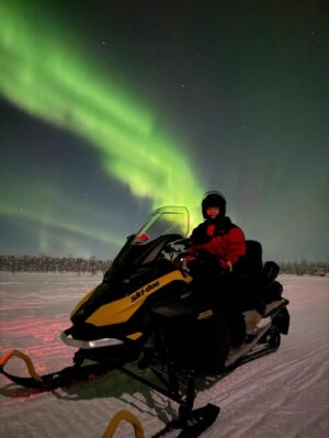 Chelsea Handler Instagram - I decided it was time to remind myself of some of the natural beauty in this world, so I swung by Finland for some northern light and igloo action. One of the most peaceful places I have ever been and got to celebrate my birthday in the Arctic Circle in my birthday suit.