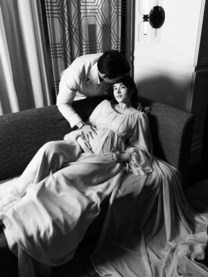 Chelsea Islan Instagram - Happy 33rd Birthday to my Husband! Soon to be Dad. This year is incredibly special for us, as we are celebrating together as three, with our little one on the way. Carrying a Blessing 🤍