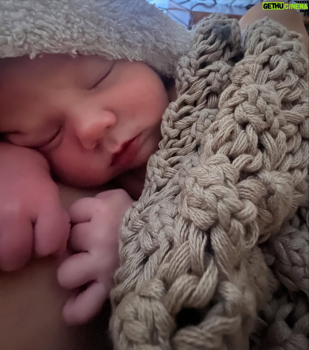 Chelsea Kane - 32.5K Likes - 2025: The best year of my life. We welcomed our little Alonzo Lua to the world.