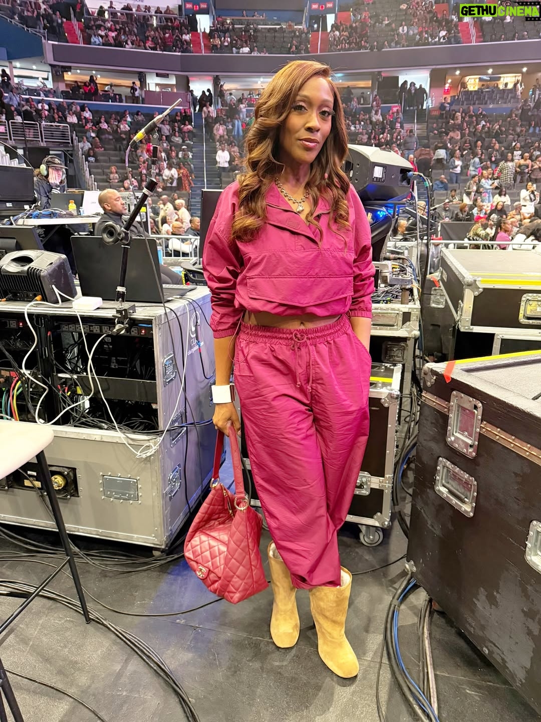 Cheryl 'Coko' Gamble - 8K Likes - I had a good time last night at the New Edition concert in DC!!! #candygirlforlife #candygirl  #newedition #swv #allthingscoko