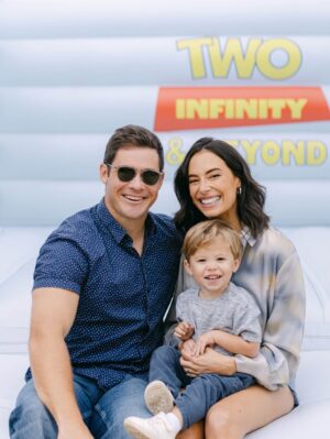 Chloe Bridges Instagram - I can’t believe he’s 2 😭😭😭😭 thank you to best photographer @sperlingphotoco best planner @michelletonk and everyone who came to celebrate