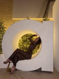 Actress Chloe Veitch HD Photos and Wallpapers December 2025