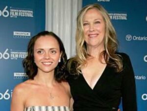 Christina Ricci Instagram - Was so lucky to work with this icon, one of my hero’s, the great Catherine O’Hara. So sad she’s gone. She was the most wonderful, warmest, kind, hilarious human being and the most talented and brilliant actress. What a loss. Rest in peace, Catherine. ♥️