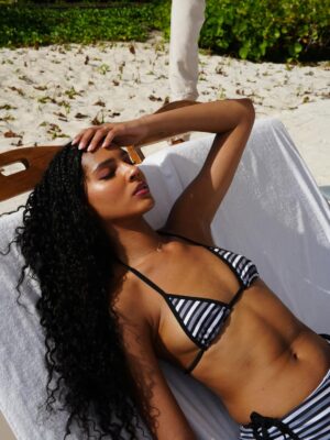 Christine Obanor Instagram - It’s tanning season ☀️