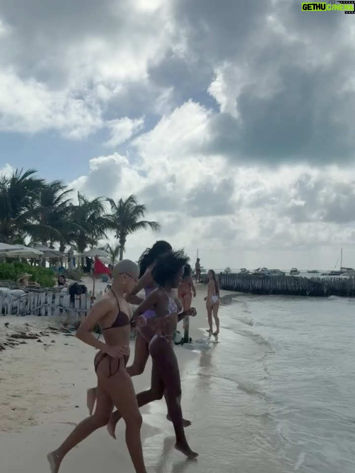 Christine Obanor - 3.4K Likes - Mexico will never disappoint 🏝️🇲🇽
