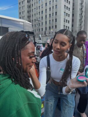 Christine Obanor Instagram - Rest in heavenly peace Ms.Shirley 🕊️ @beauty2thestreetz December 3, 2024 marked a turning point in my life the moment I gave back in the streets with the organization that you poured your heart into. The way you have impacted the community is so inspiring and I wish you knew that the first time I gave back with you is what inspired me to fill 2025 with not only opportunities to give back with you but with other organizations. While I was experiencing a very dark and low moment in my life, giving back always brought me joy. It felt like a mental escape. I love how pure and humble you were. Last month you gave me gift cards to bless families with and didn’t care that you weren’t the face behind giving them. You allowed ME to shine and be a blessing. You never did it for the validation, you did it for the community. My heart hurts knowing that the last time was the last time. Giving in 2026 won’t feel the same without you.
Thank you so much for being such an irreplaceable soul. And thank you @thrivecausemetics for introducing me to an angel 🩷