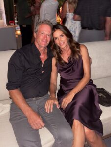 Actress Cindy Crawford HD Photos and Wallpapers January 2026