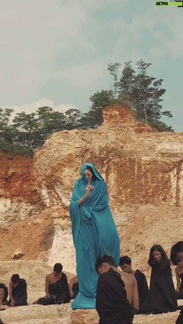 Cita Citata - 9.2K Likes - NISCAYA NIRKALA 🔵🌀

Youtube 45 Movement Records @45movement.records 
#niscayanirkala