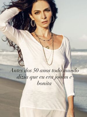 Claudia Ohana Instagram - “Vc está bonita para sua idade”
É um elogio que frequentemente eu escuto. 
Por que não apenas um elogio: “Você está bonita !”?
Porque é importante dizer que você não tem mais idade pra estar bonita?
E por que depois numa idade você não é mais bonita?