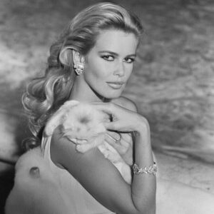 Claudia Schiffer Instagram - Heartbroken to hear of the passing of my old friend Valentino. 
He is what true legends are made of, living on forever through the brand he created, the embodiment of timeless elegance and glamour. 
I loved the special times where I got to bring his creations to life on and off the runway. One of my favourite campaigns was in Rome where I became Anita Ekberg in La Dolce Vita, a memory I will cherish forever. 
I will remember the fun holidays l spent with him in Mallorca, Ibiza and St Tropez. My Valentino wedding gown which I have framed at home as a constant reminder of his gentle, generous, sweet and loyal nature.  Having him create my wedding gown was one of the great honors of my life, a moment I will cherish forever.
I feel so proud to have been a part of his life. 
Repose en paix, Monsieur Valentino ❤️