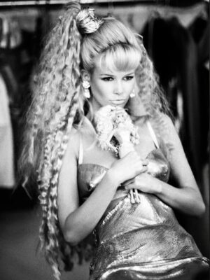 Claudia Schiffer Instagram - Happy birthday @ellenvonunwerth. You have shaped and captured so many beautiful moments in my life 🤍