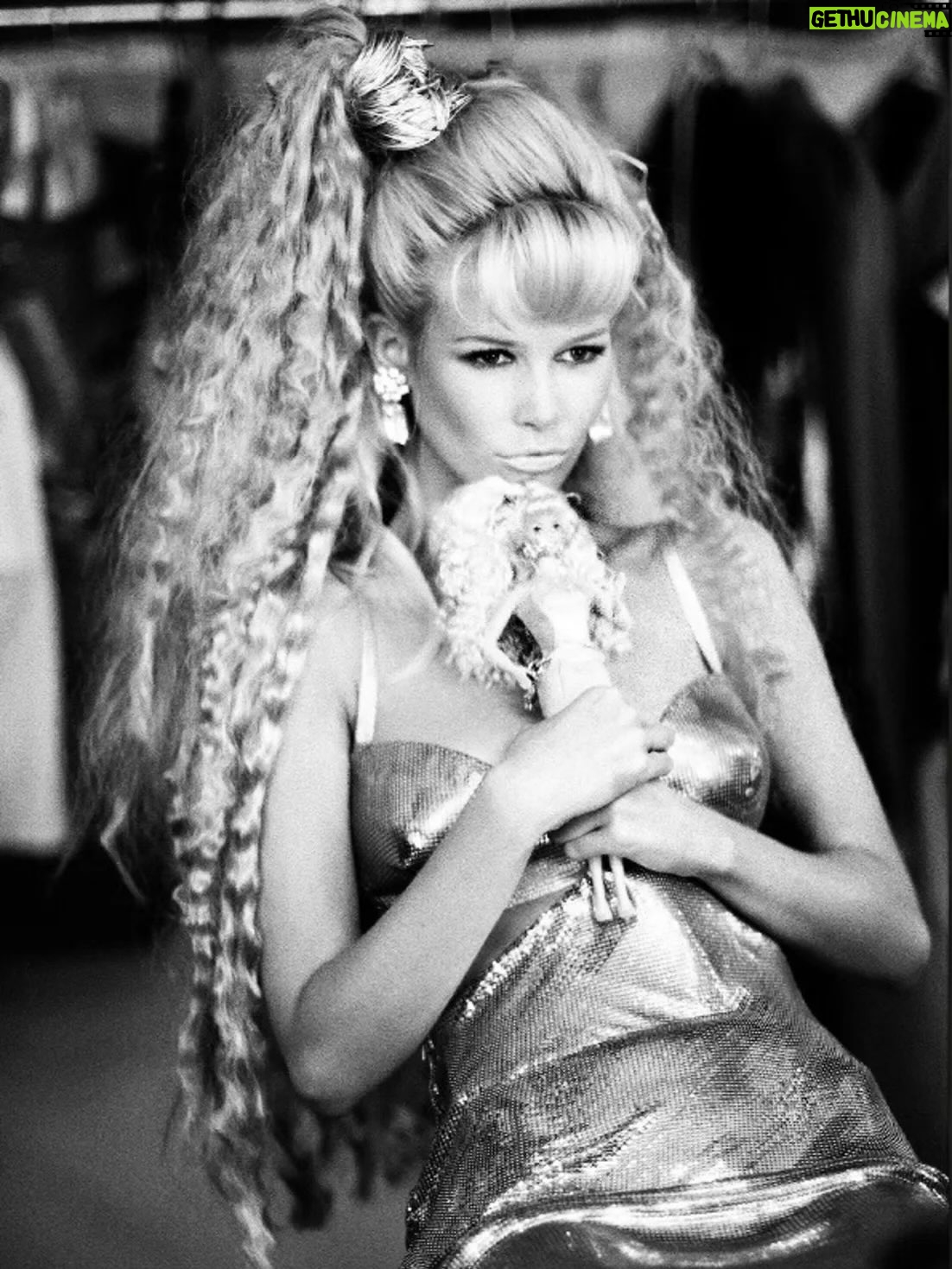 Claudia Schiffer - 66K Likes - Happy birthday @ellenvonunwerth. You have shaped and captured so many beautiful moments in my life 🤍
