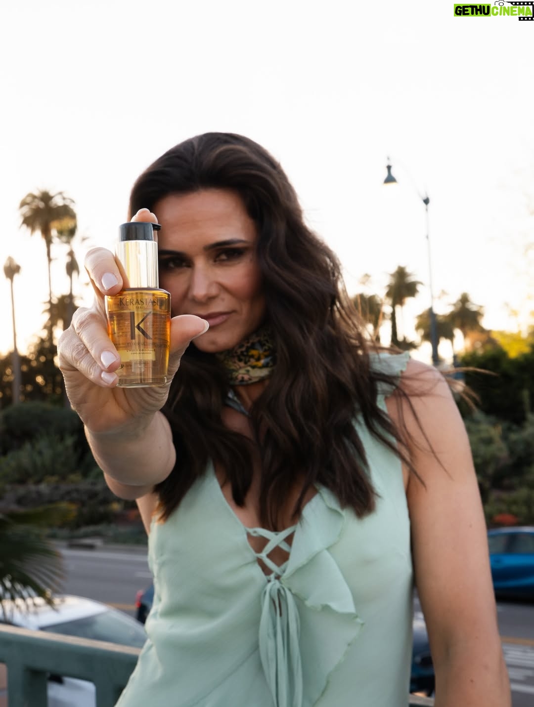 Cláudia Vieira - 15.8K Likes - pub | Acabada de chegar a Los Angeles... e à  @kerastase_official 💫 uma marca que eu tanto admiro.
Há muitas novidades a caminho, e uma celebração do universo feminino com direito a sessão fotográfica em modo LA vibes. Gostaram? 📸

#kerastaseportugal