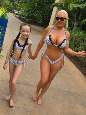 Coco Austin Instagram - Its been a ritual for Chanel and I to match sometime during our vacations or trips. We've been doing it ever since she was 6 months old and we plan on not stopping anytime soon! 

Thank you to @sugardollllz for being apart of our matching journey ❤️ I love modeling your suits 👙