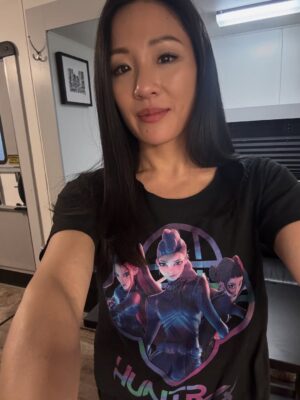 Constance Wu Instagram - My 5 year old daughter chose my outfit today. Mamas, are your kids as obsessed with @kpopdemonhuntersnetflix as my kids are? Golden is like their Let It Go ❄️ which was like our Part of Your World 🧜🏻‍♀️