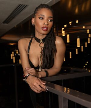 Courtney Randolph Instagram - If you think you know me, you don’t. 💋😈🖤
Huge thanks to @honeybirdette for this killer outfit I wore to the #TemptationIsland cast screening party at @gravitasbeverlyhills. 🔥
And shoutout to my ride-or-die photographer @crystalsmileyphotography for capturing these 🔥 shots!
#TemptationIsland #Netflix #RealityTV #honeybirdette #DominatrixEnergy #darkfemme