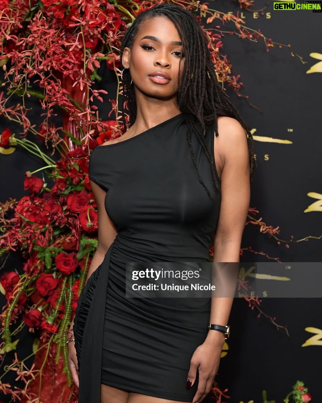 Courtney Randolph - 1.4K Likes - Don’t gotta edit, check the Getty

#temptationisland #netflix @zoukla @zoukgrouplv @netflix #realitytv #toohottohandle