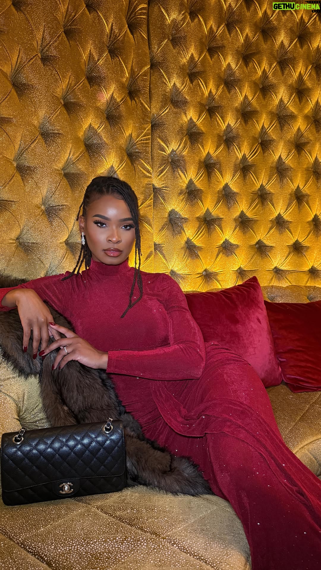 Courtney Randolph - 209 Likes - POV: You’re finally becoming the version of you, you used to dream about.

Dress: @hellomolly 

#hellomollypartner
