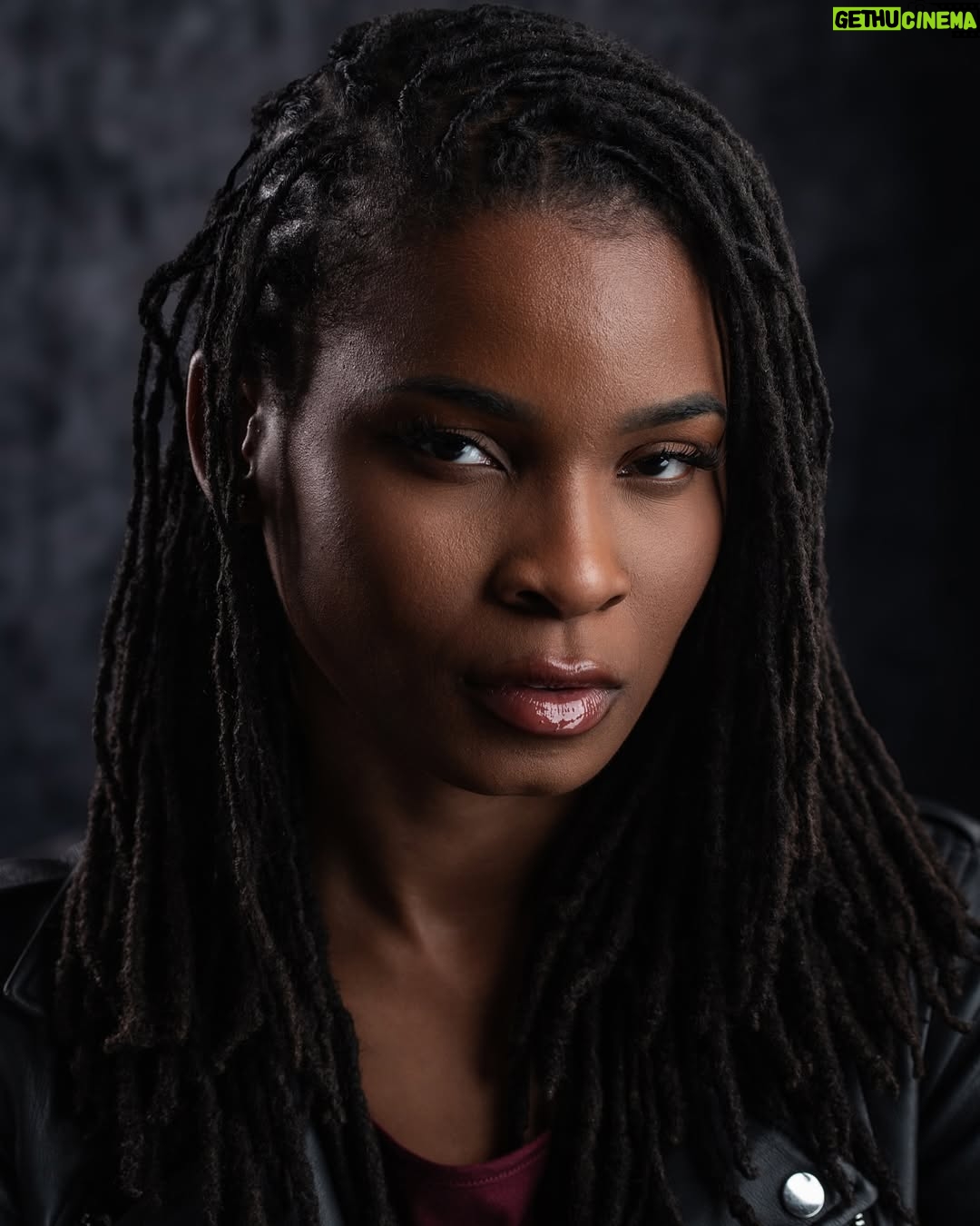 Courtney Randolph - 1K Likes - Shoutout to @zachariah_shoots for doing a phenomenal job on my acting digitals 🎬

If your looking for someone to take your headshots in LA, I highly recommend booking him.

#actor #actorheadshots #actorheadshot #laactor #losangelesactor #hollywoodactor #newyorkactor #losangelesmodel #houstonmodel #newyorkmodel #actorslife