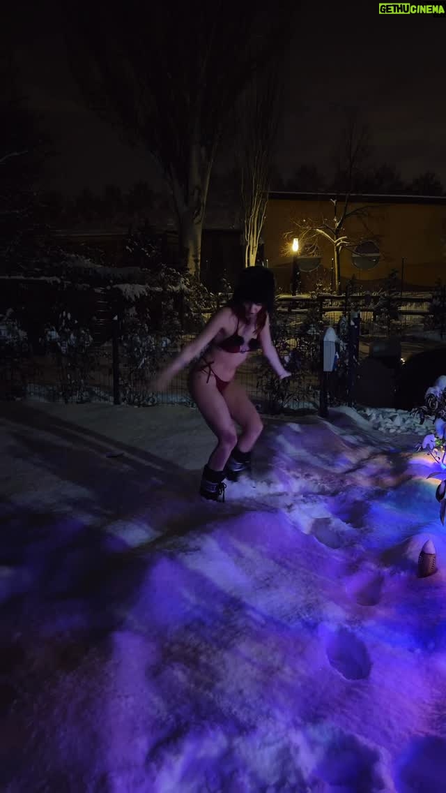 DJ Yamina - 6.9K Likes - Imádom❄️☃️