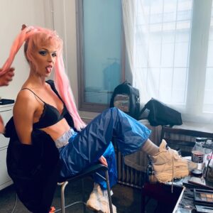 DJ Yamina Instagram - 1 hét múlva forog az új klip🔥