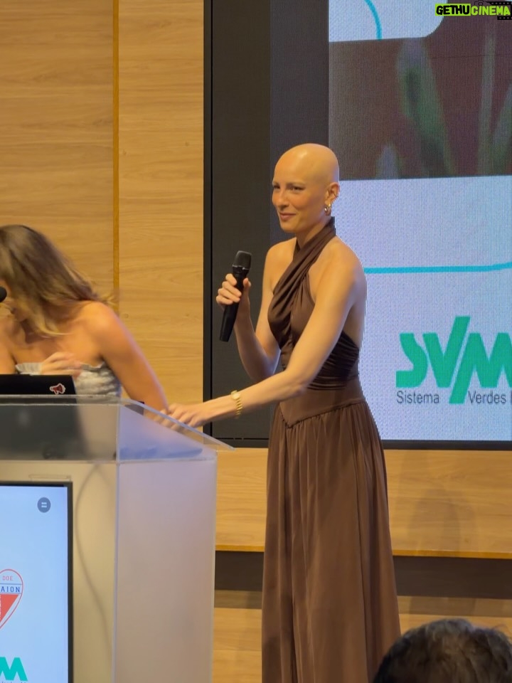 Dani Gondim - 12.6K Likes - Quando você doa, não salva apenas uma vida, salva uma família inteira. 
Um orgulho fazer parte e aprender com essa história. 

Doação de sangue e medula óssea; Vá qualquer hemocentro, preencha um cadastro. Vão coletar 5mls de sangue. Tem que ter entre 18 e 35 anos, não ter histórico de câncer e estar saudável. 
#svm #medulaion

FOTO @Lcmoreirafoto @Sejasisi